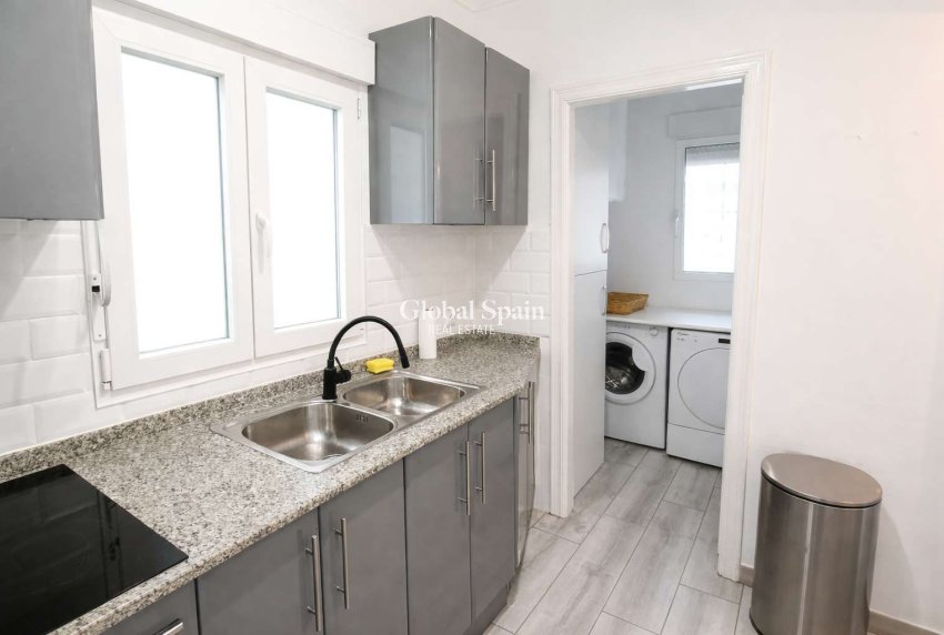 Venta - VILLA -
ROJALES - Inland