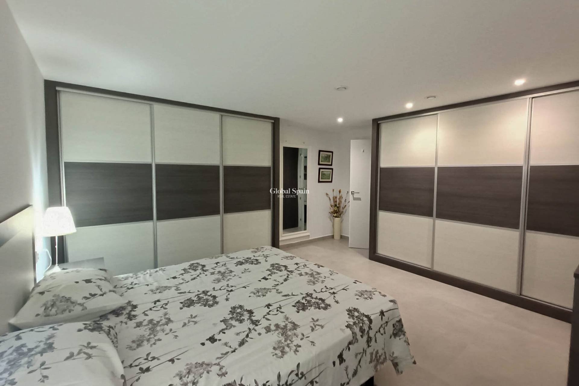 Venta - VILLA -
ROJALES - Inland
