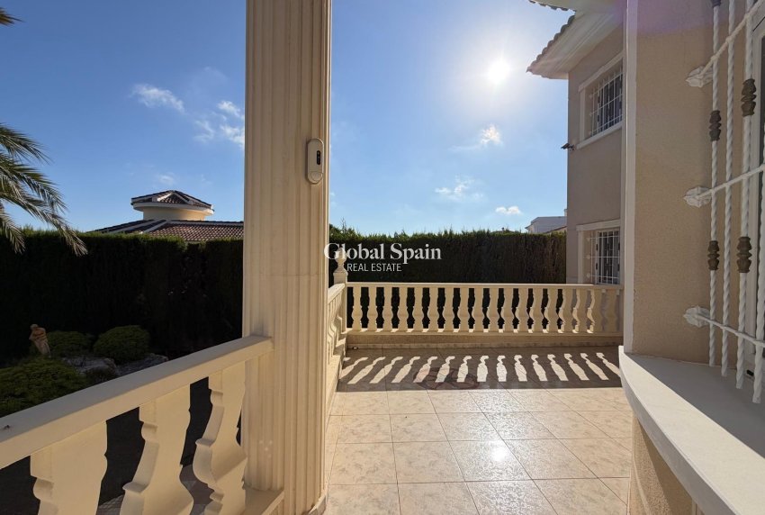Venta - VILLA -
ROJALES - La Fiesta