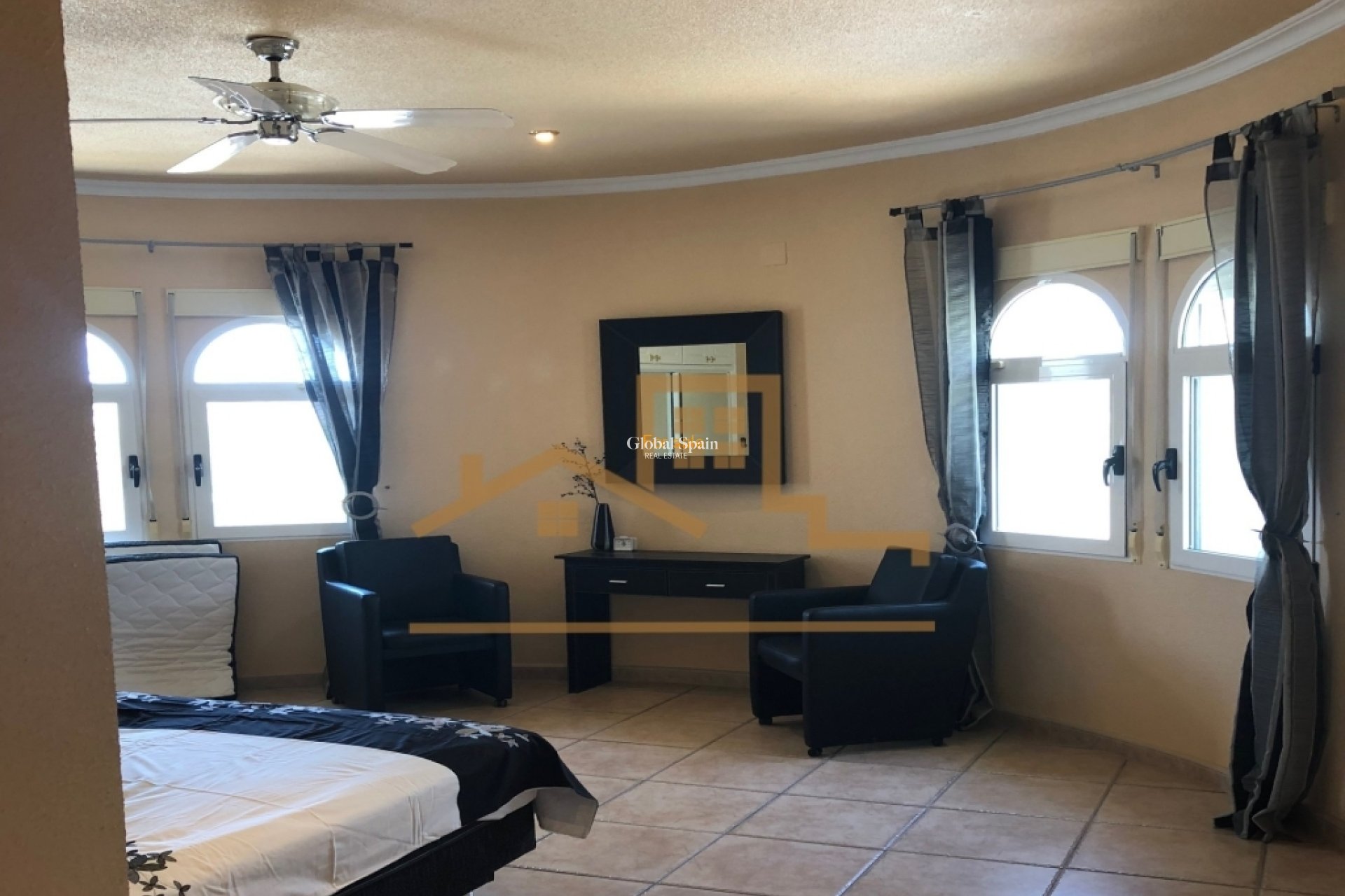 Venta - Villa -
ROJALES - La Marquesa