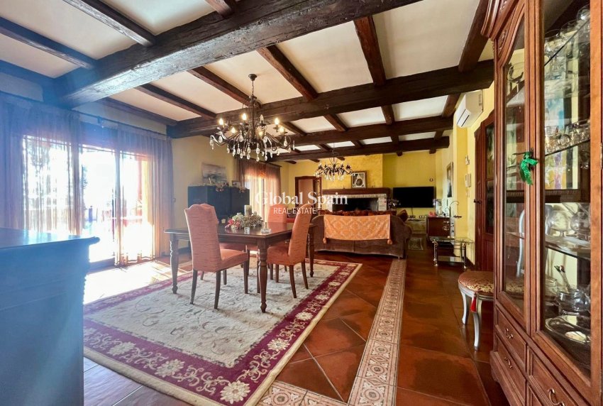 Venta - VILLA -
ROJALES - La Vega Baja