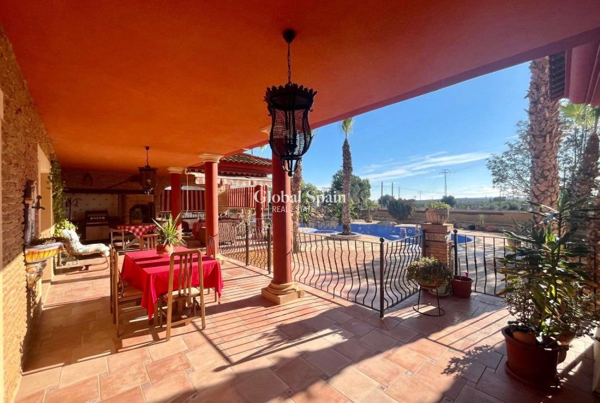 Venta - VILLA -
ROJALES - La Vega Baja