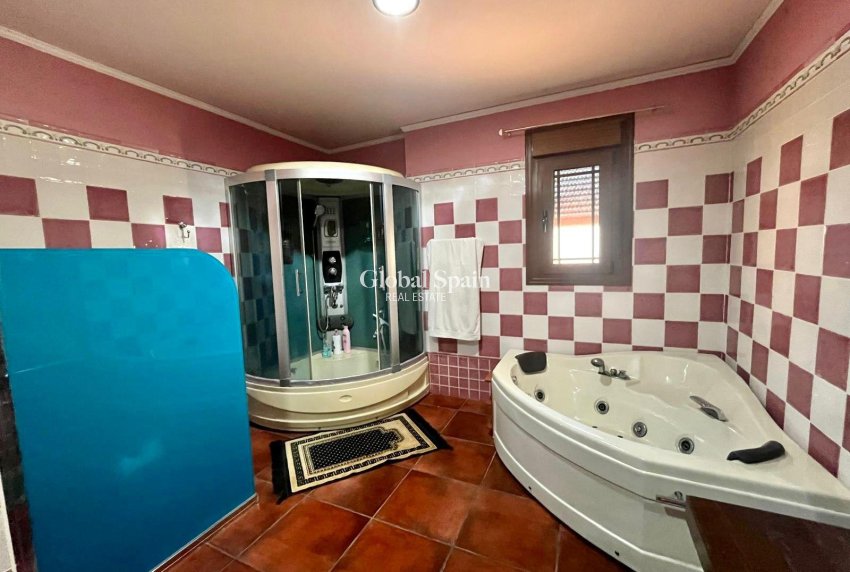 Venta - VILLA -
ROJALES - La Vega Baja