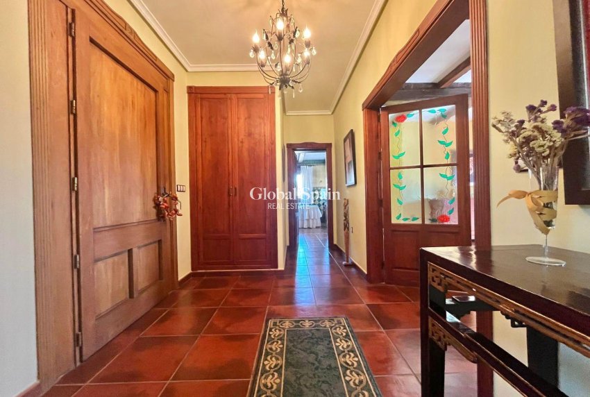 Venta - VILLA -
ROJALES - La Vega Baja