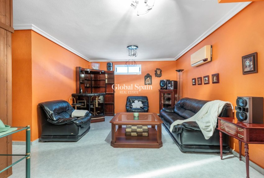 Venta - VILLA -
ROJALES - Pueblo Bravo
