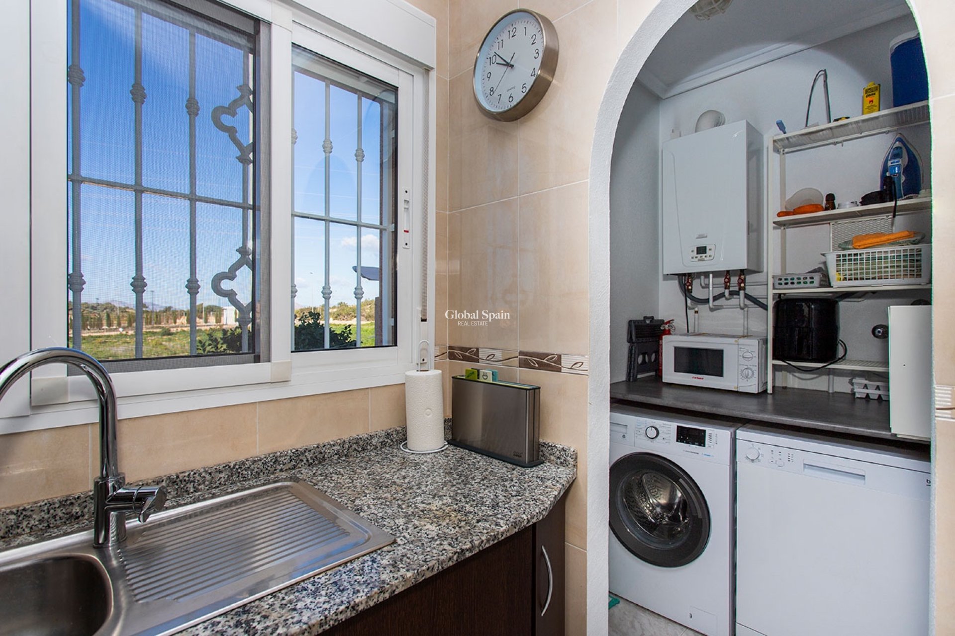 Venta - VILLA -
ROJALES - Pueblo