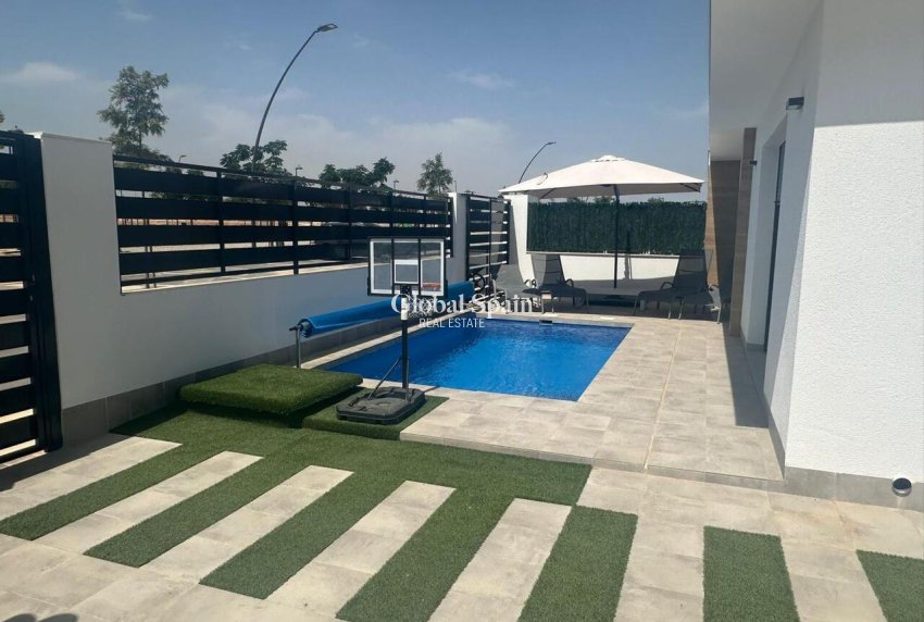 Venta - VILLA -
ROLDÁN - Inland