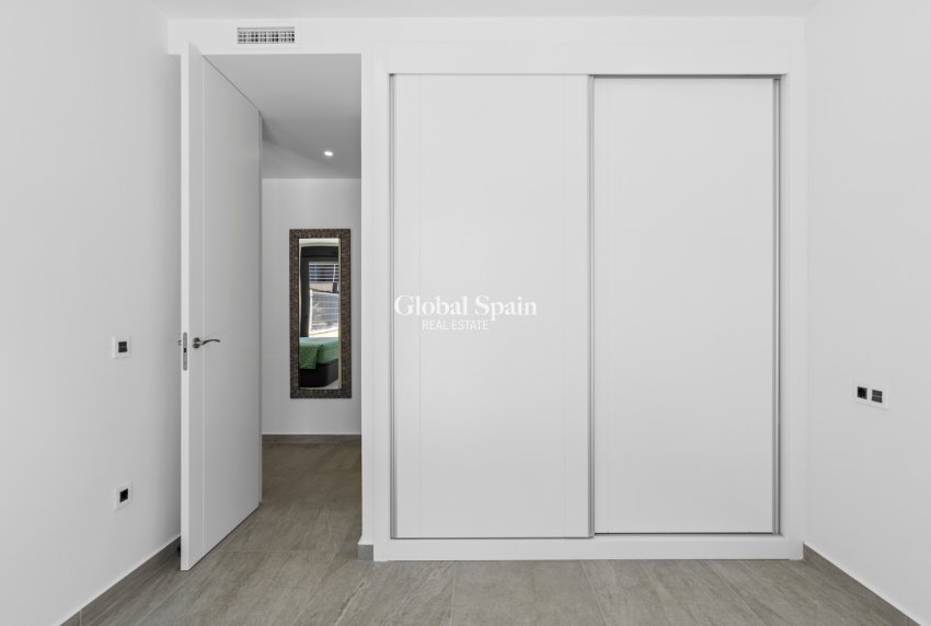 Venta - Villa -
SAN MIGUEL DE SALINAS - Costa Blanca South