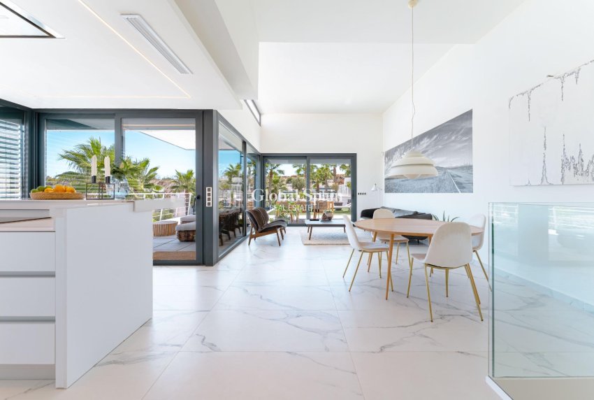 Venta - Villa -
SAN MIGUEL DE SALINAS - Costa blanca sur