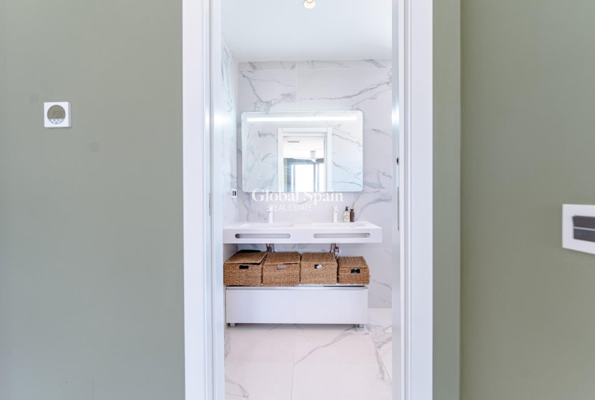 Venta - Villa -
SAN MIGUEL DE SALINAS - Costa blanca sur