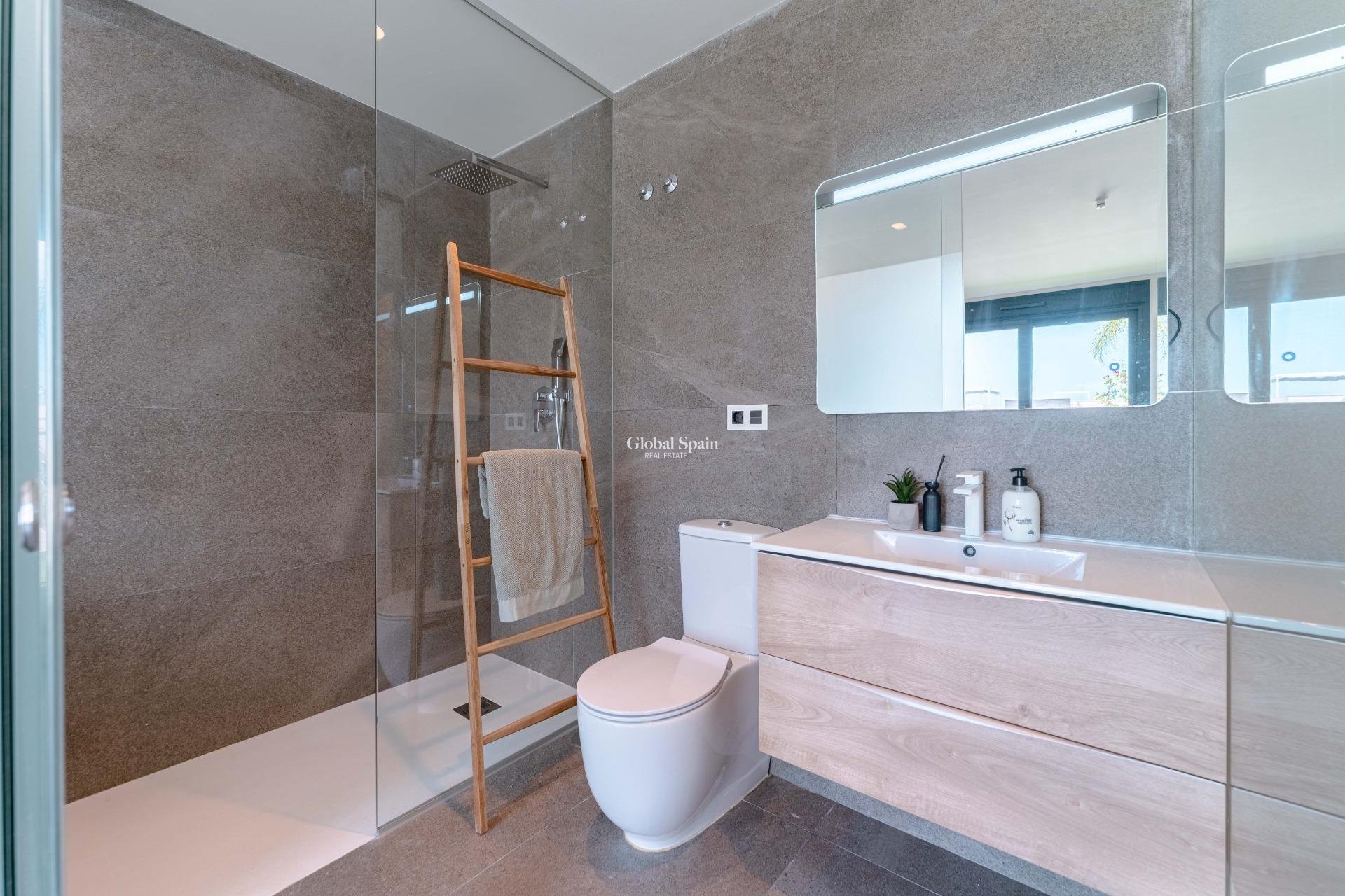 Venta - Villa -
SAN MIGUEL DE SALINAS - Costa blanca sur