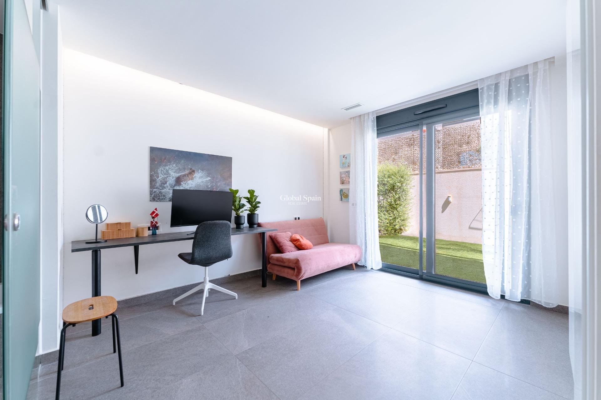 Venta - VILLA -
SAN MIGUEL DE SALINAS - Costa blanca sur