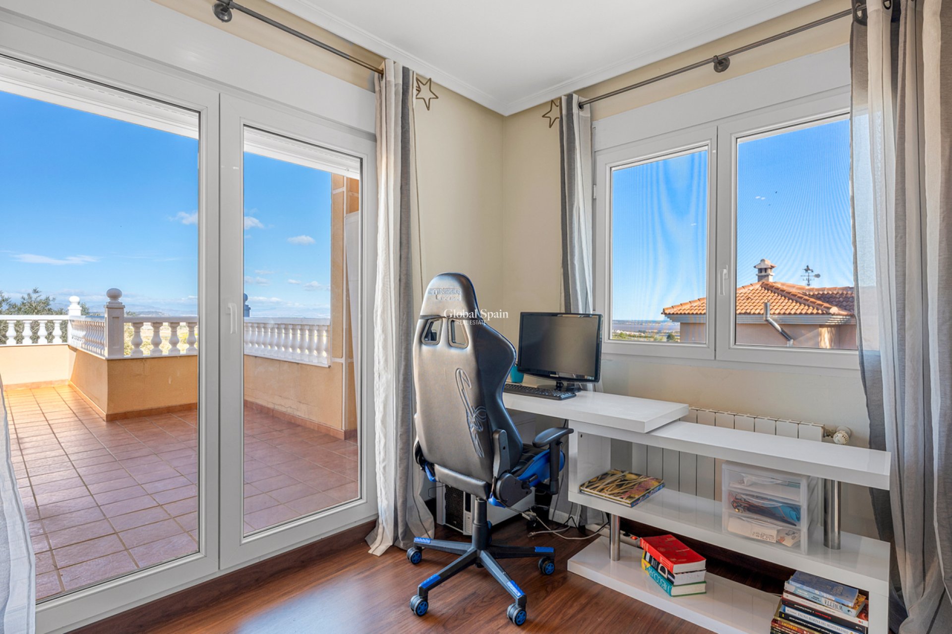 Venta - VILLA -
SAN MIGUEL DE SALINAS - Costa Blanca