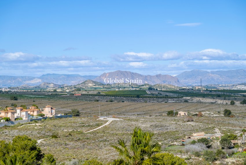 Venta - VILLA -
SAN MIGUEL DE SALINAS - Costa Blanca