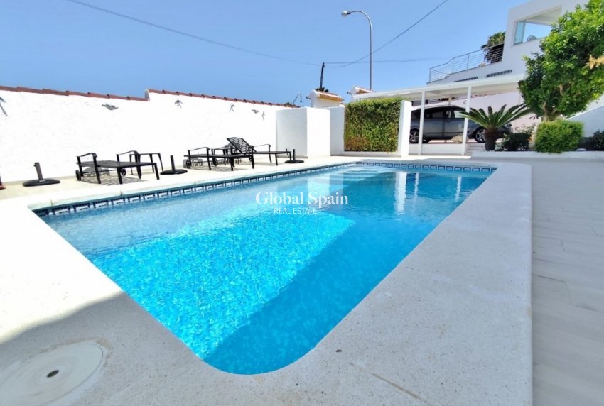 Venta - VILLA -
SAN MIGUEL DE SALINAS - Inland