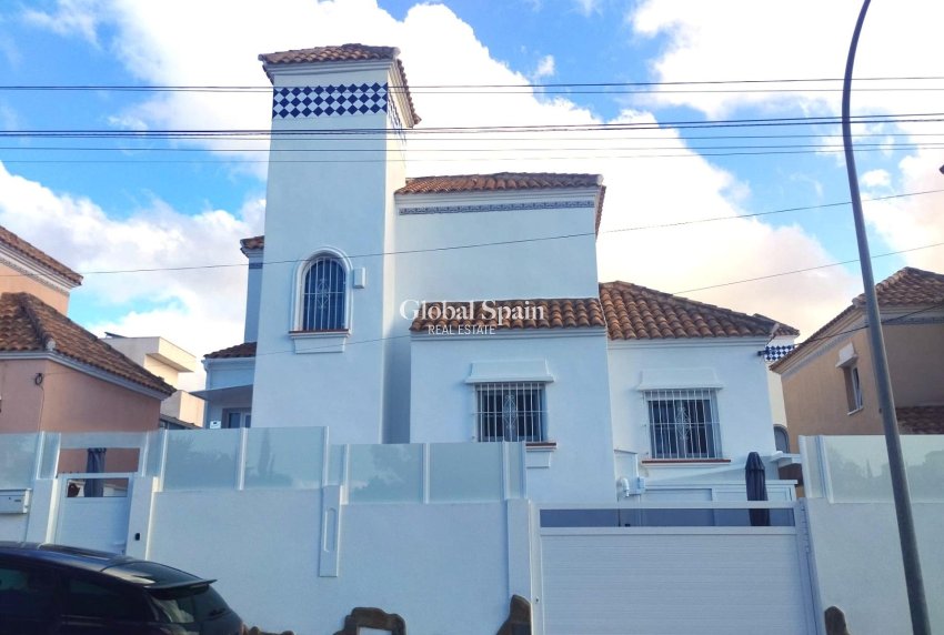 Venta - VILLA -
SAN MIGUEL DE SALINAS - Inland
