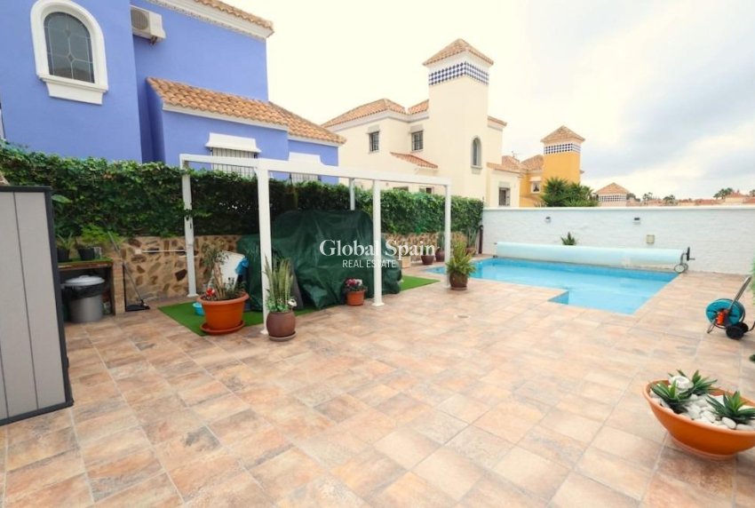 Venta - VILLA -
SAN MIGUEL DE SALINAS - Inland