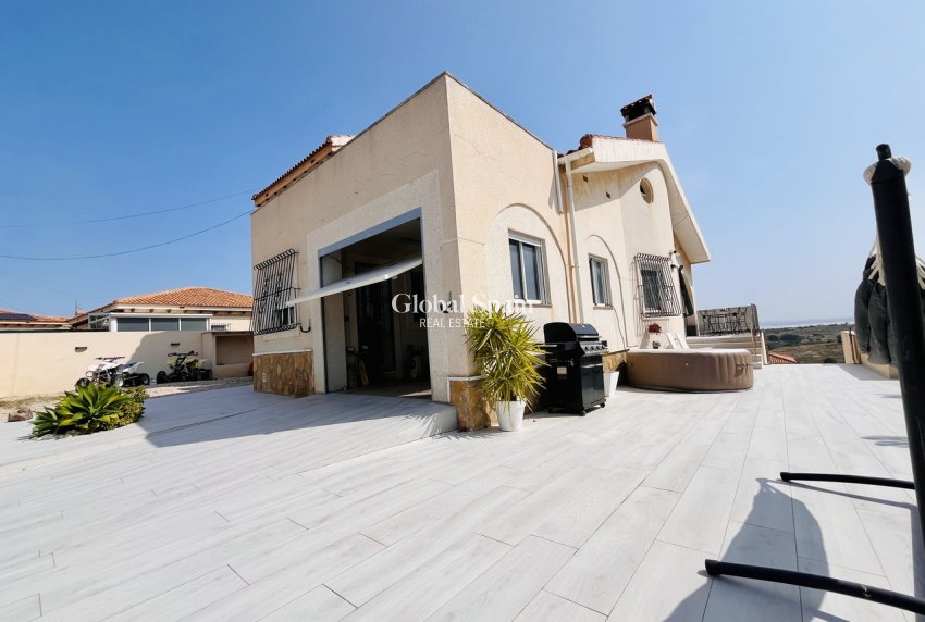 Venta - VILLA -
SAN MIGUEL DE SALINAS - Inland