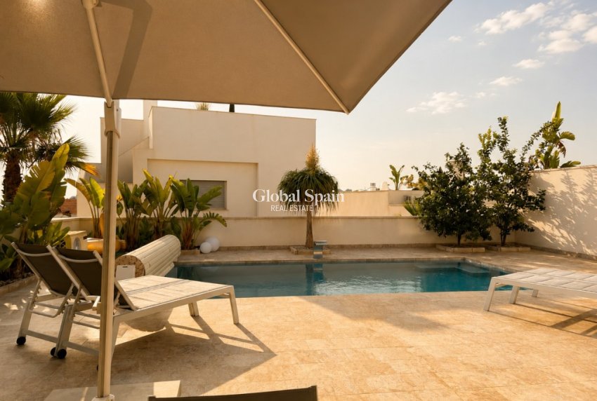 Venta - VILLA -
SAN MIGUEL DE SALINAS - Inland