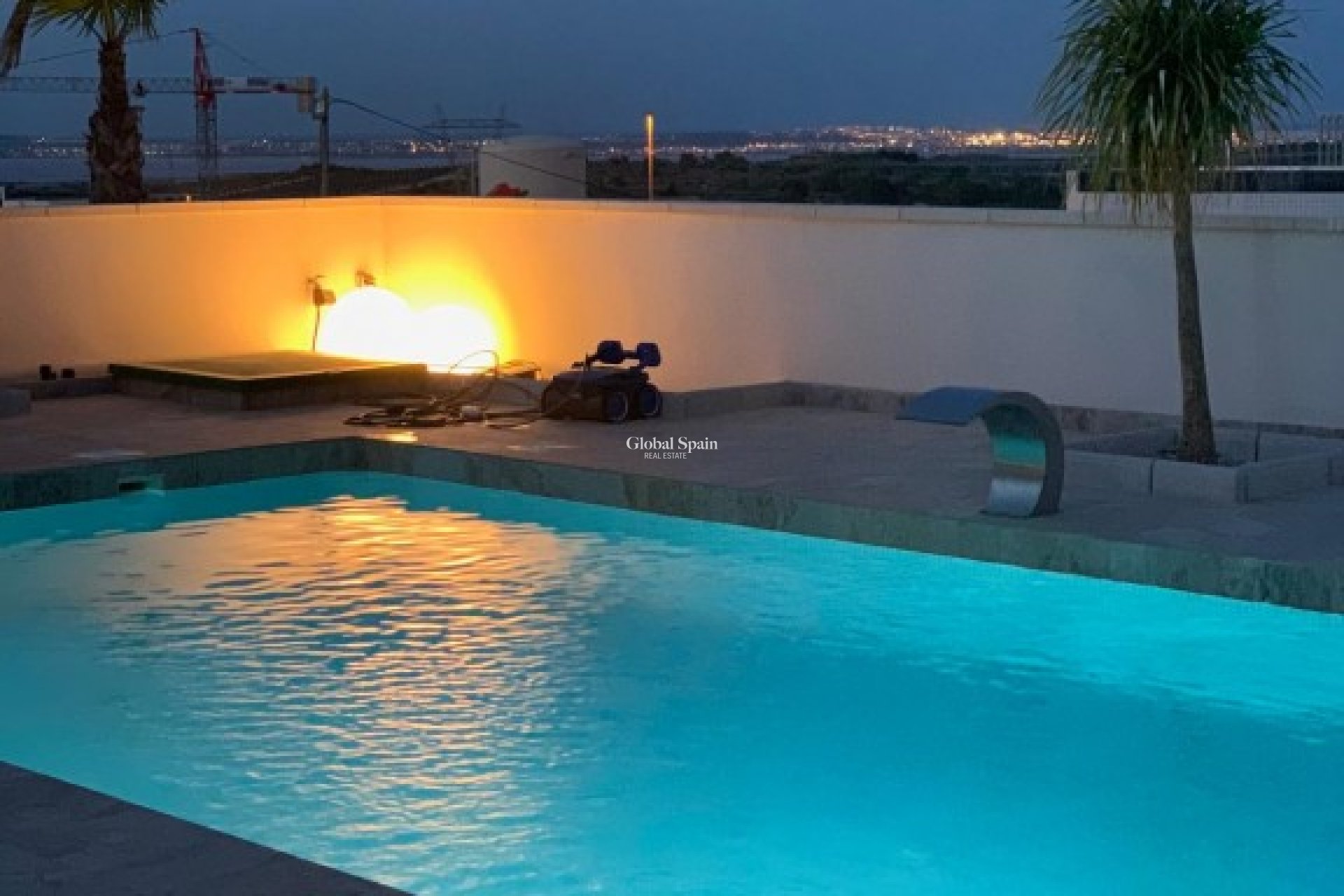 Venta - VILLA -
SAN MIGUEL DE SALINAS - Inland