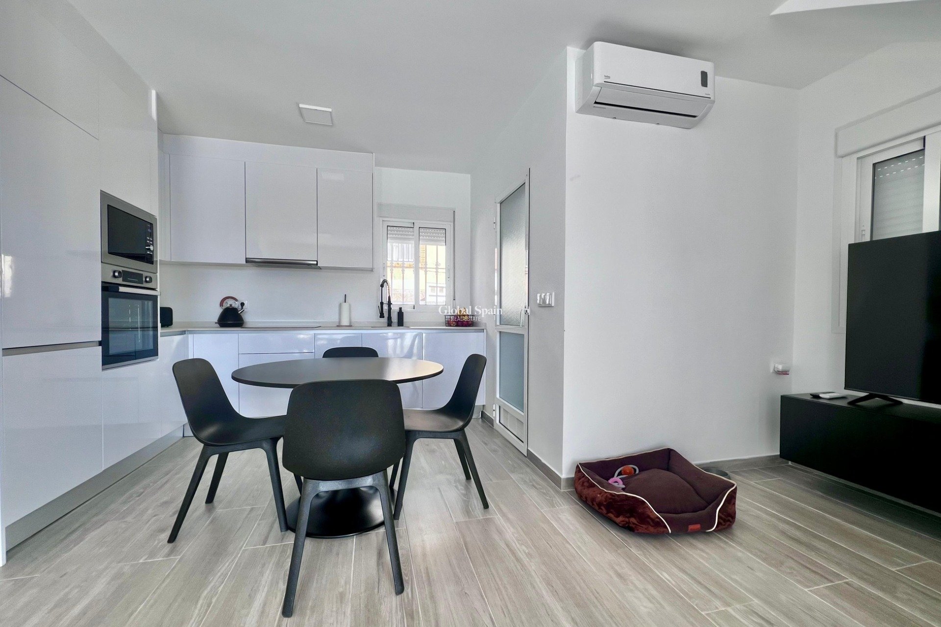 Venta - VILLA -
SAN MIGUEL DE SALINAS - Las filipinas