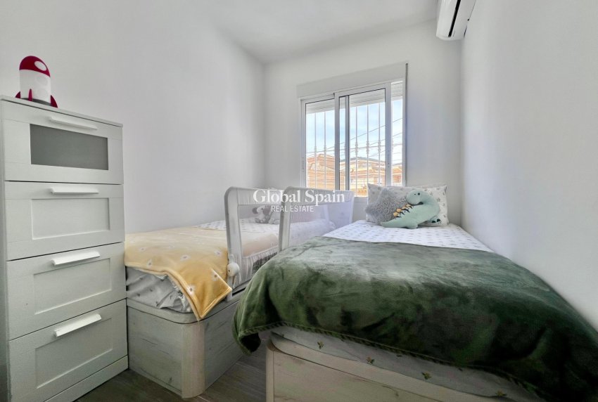 Venta - VILLA -
SAN MIGUEL DE SALINAS - Las filipinas