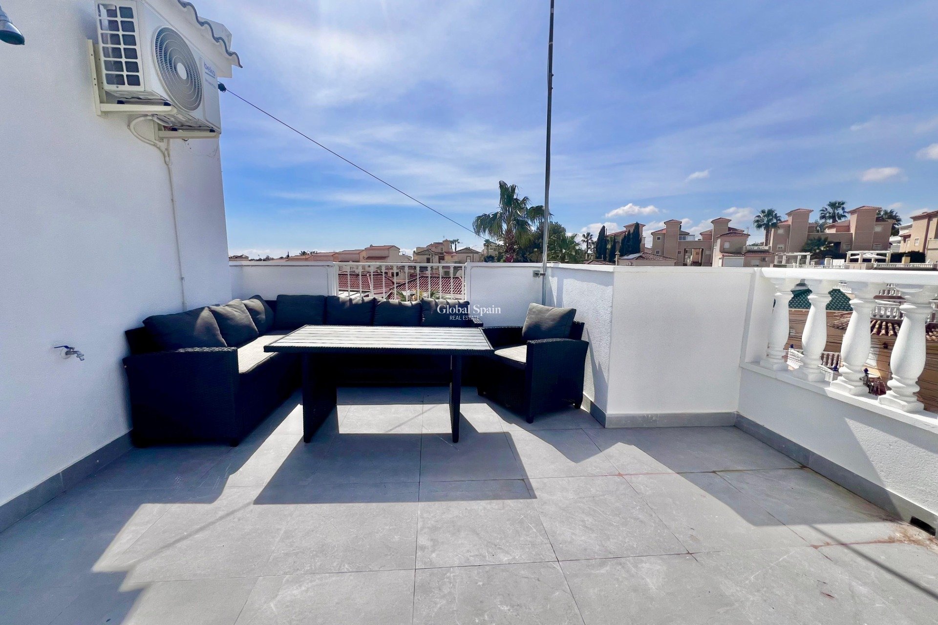 Venta - VILLA -
SAN MIGUEL DE SALINAS - Las filipinas