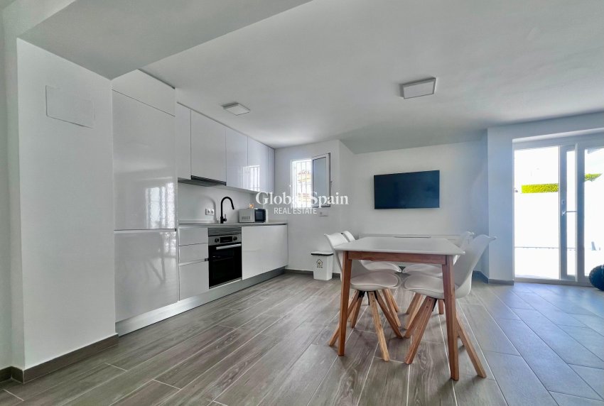 Venta - VILLA -
SAN MIGUEL DE SALINAS - Las filipinas