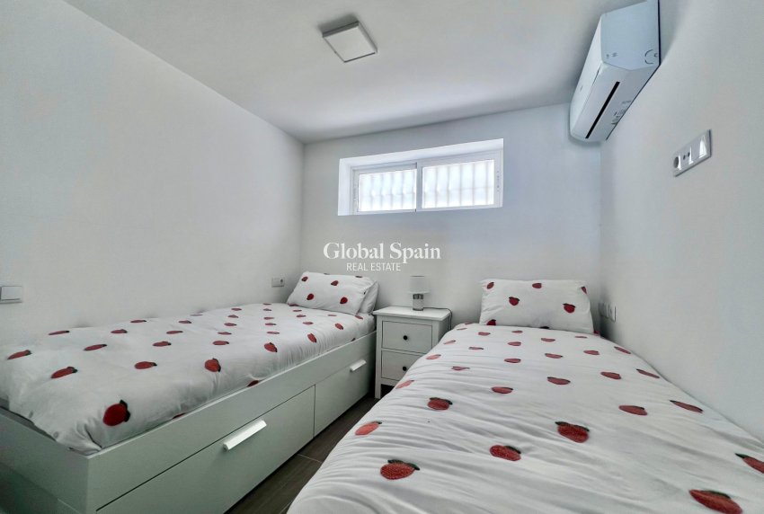 Venta - VILLA -
SAN MIGUEL DE SALINAS - Las filipinas