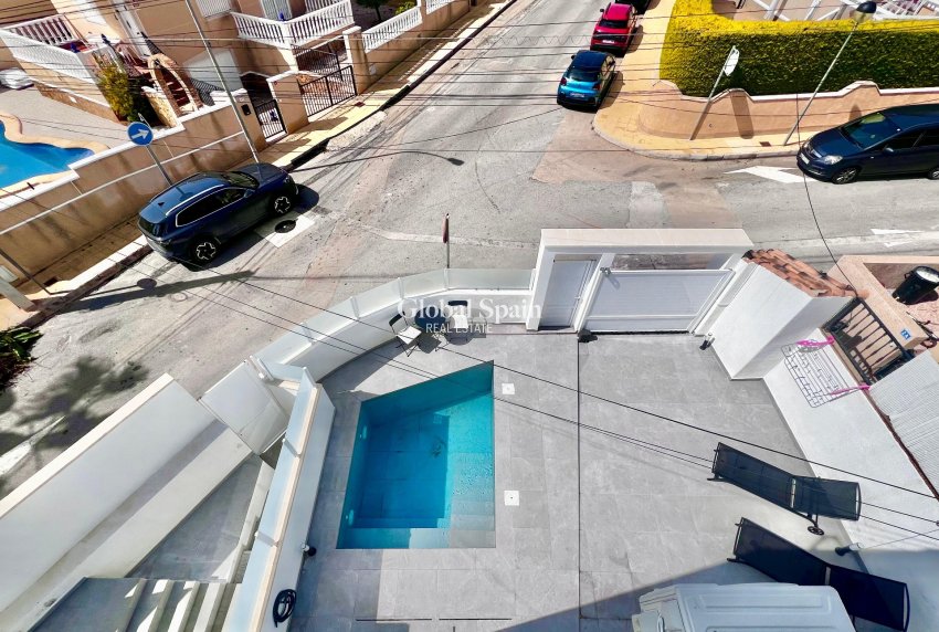 Venta - VILLA -
SAN MIGUEL DE SALINAS - Las filipinas