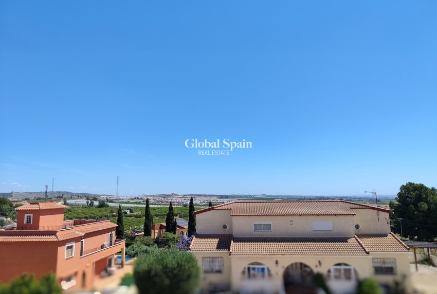 Venta - VILLA -
San Miguel / Vistabella Golf - Inland