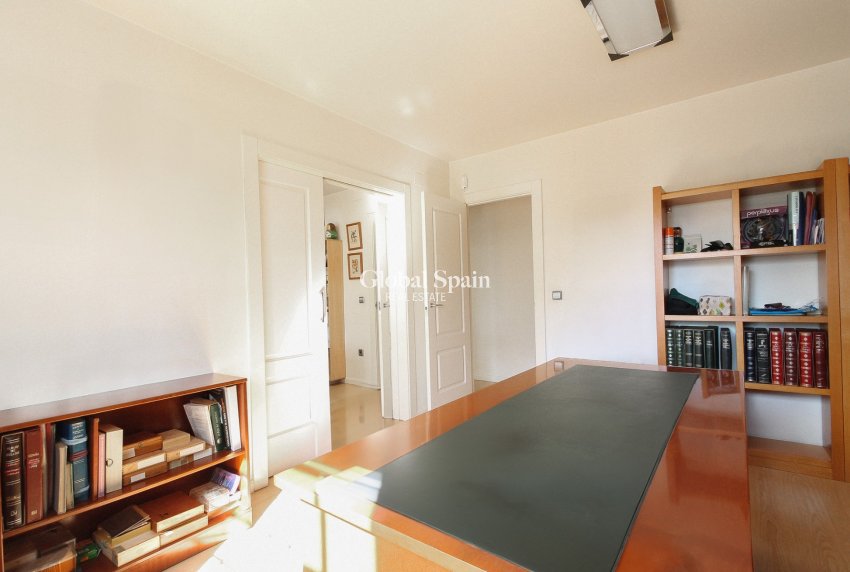 Venta - VILLA -
San Vicente del Raspeig - Inland