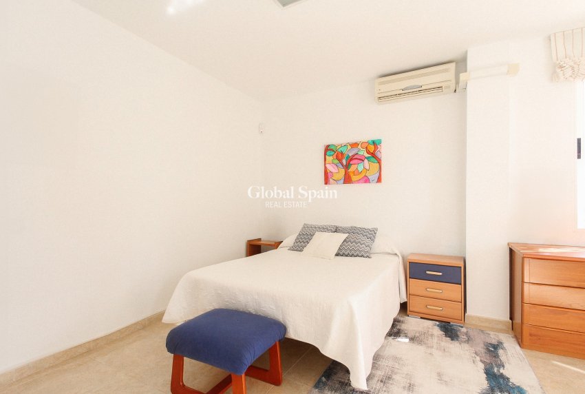 Venta - VILLA -
SAN VICENTE DEL RASPEIG - Inland