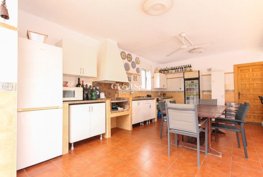 Venta - VILLA -
SAN VICENTE DEL RASPEIG - Inland