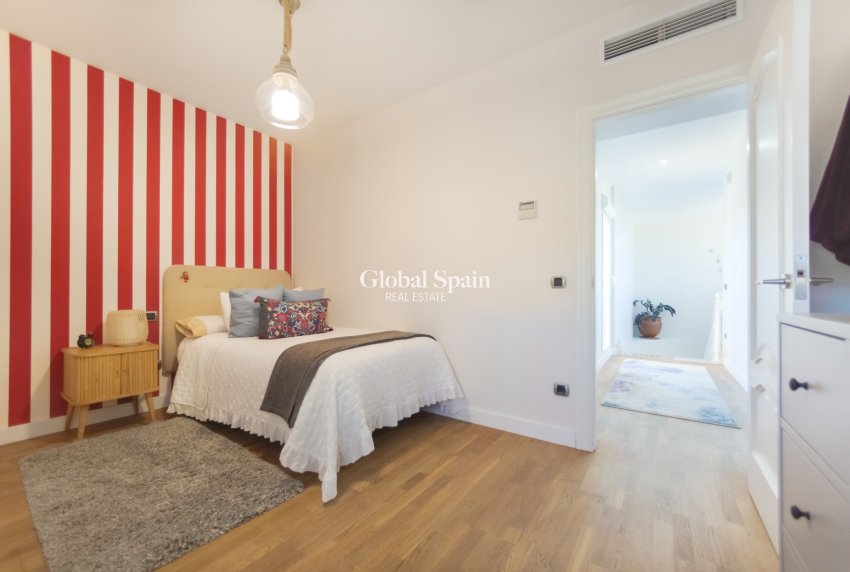 Venta - VILLA -
SAN VICENTE DEL RASPEIG - Inland