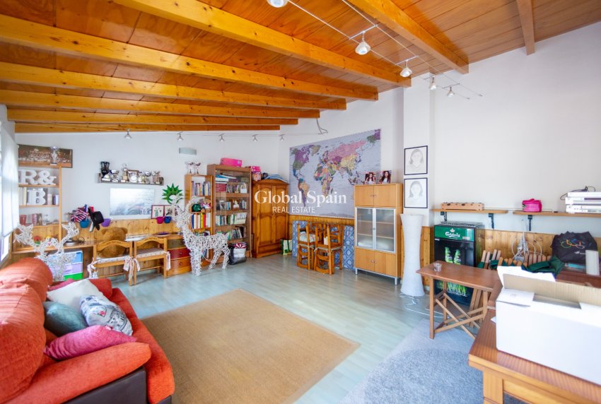 Venta - VILLA -
SAN VICENTE DEL RASPEIG - Inland