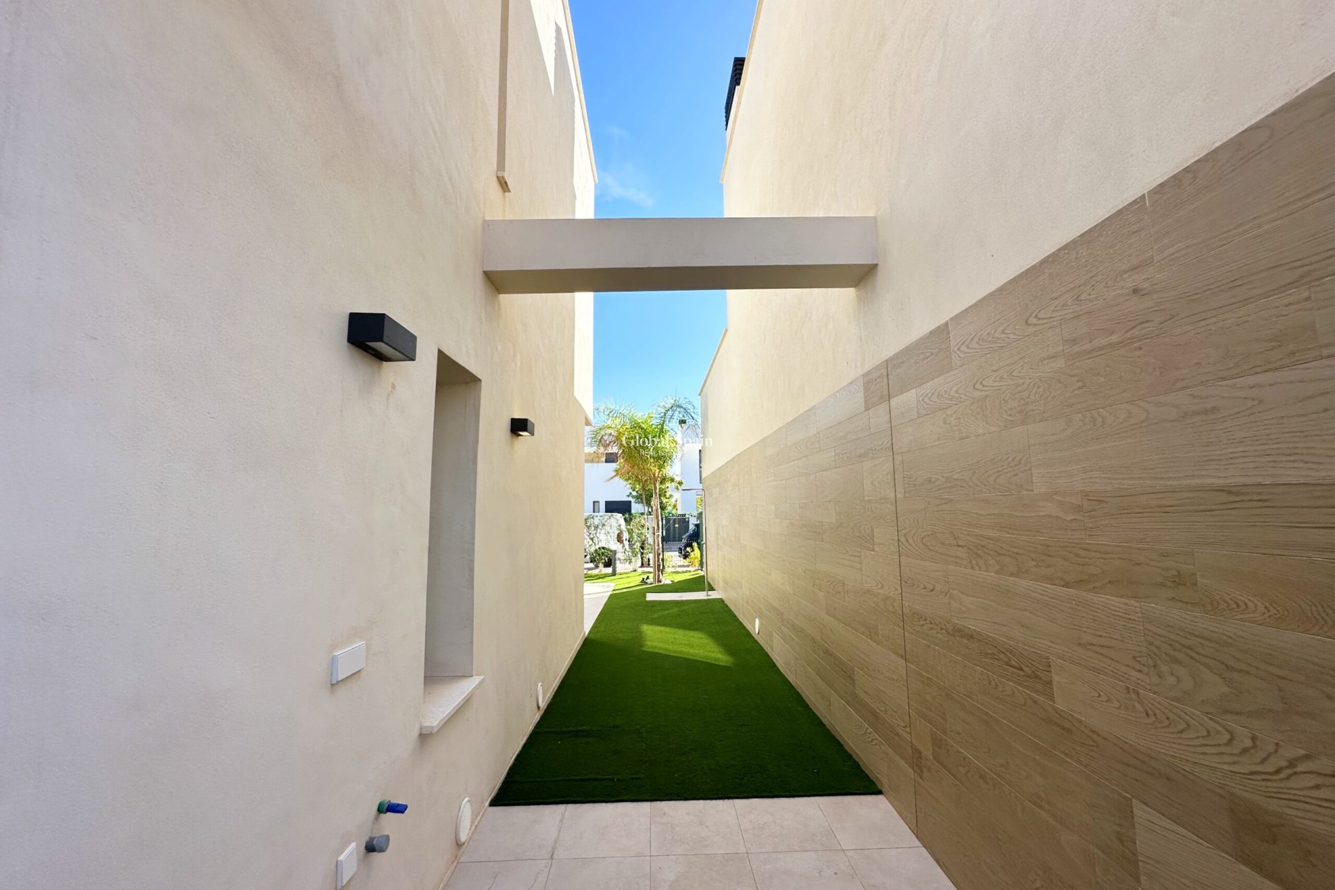 Venta - VILLA -
SANTA ROSALÍA - Inland