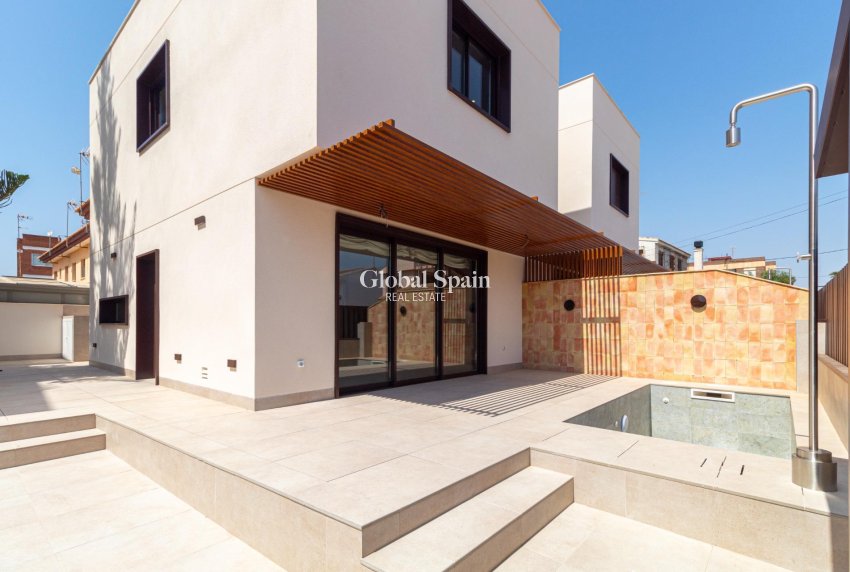 Venta - VILLA -
SANTIAGO DE LA RIBERA - Playa de santiago de la ribera
