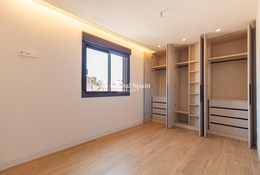 Venta - VILLA -
SANTIAGO DE LA RIBERA - Playa de santiago de la ribera