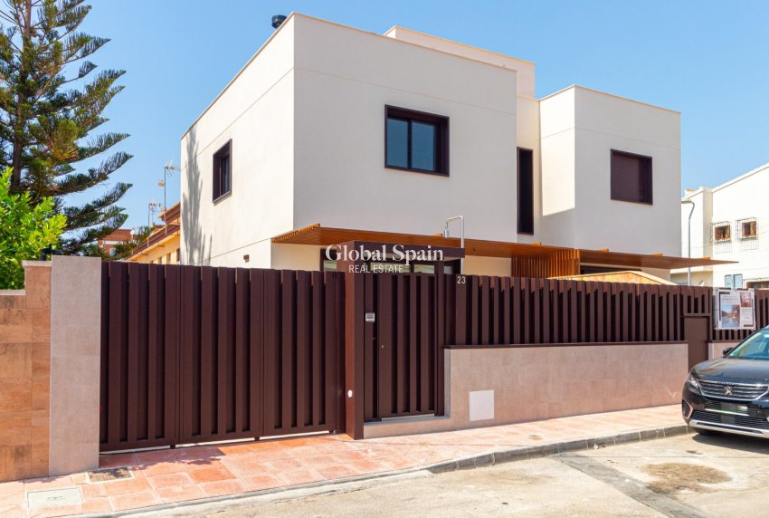 Venta - VILLA -
SANTIAGO DE LA RIBERA - Playa de santiago de la ribera