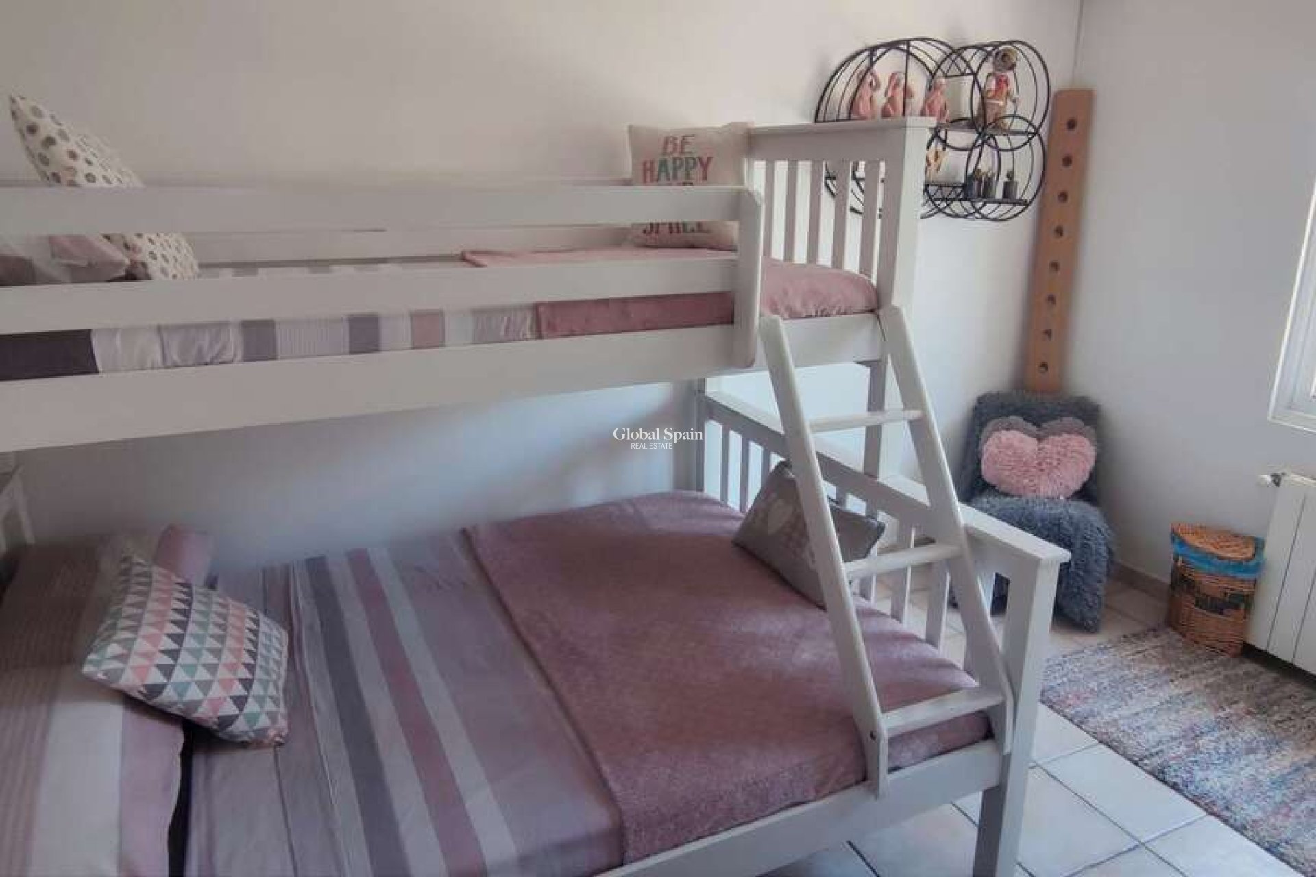 Venta - VILLA -
SAX - Inland