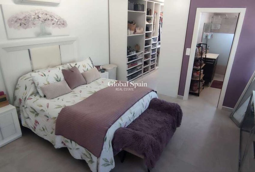 Venta - VILLA -
SAX - Inland