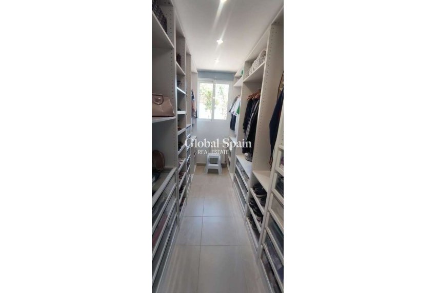 Venta - VILLA -
SAX - Inland