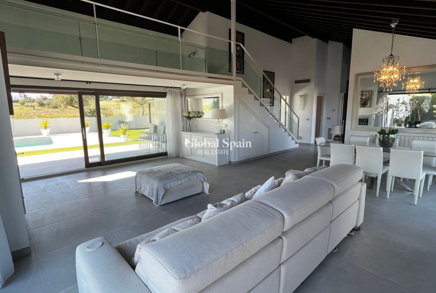 Venta - VILLA -
SUCINA - Inland