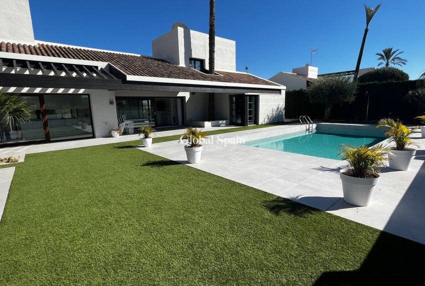 Venta - VILLA -
SUCINA - Inland