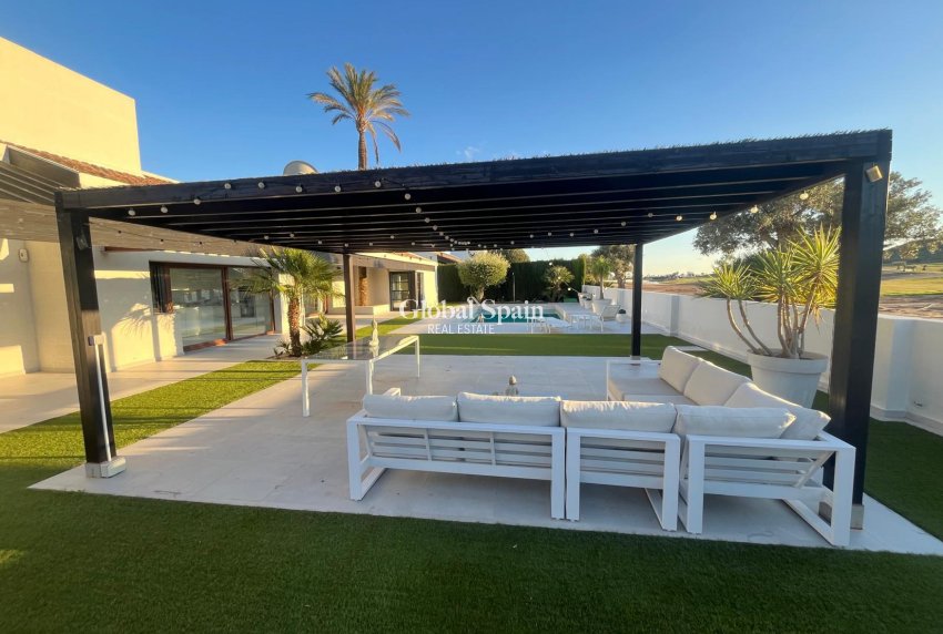 Venta - VILLA -
SUCINA - Inland