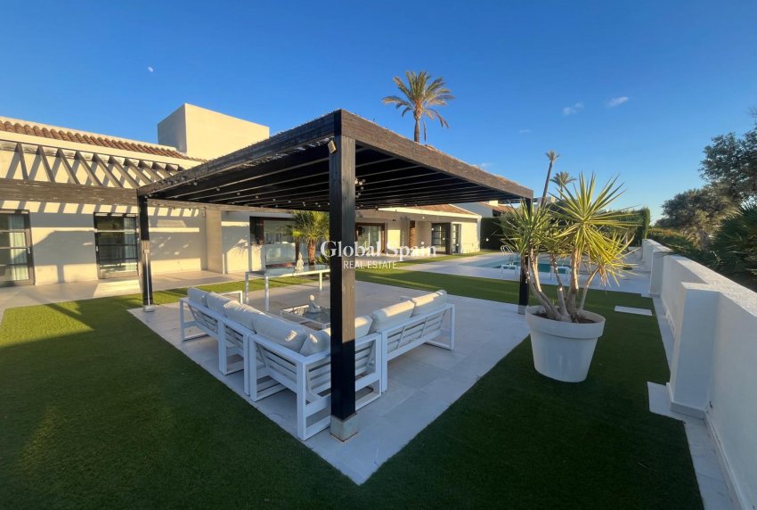 Venta - VILLA -
SUCINA - Inland