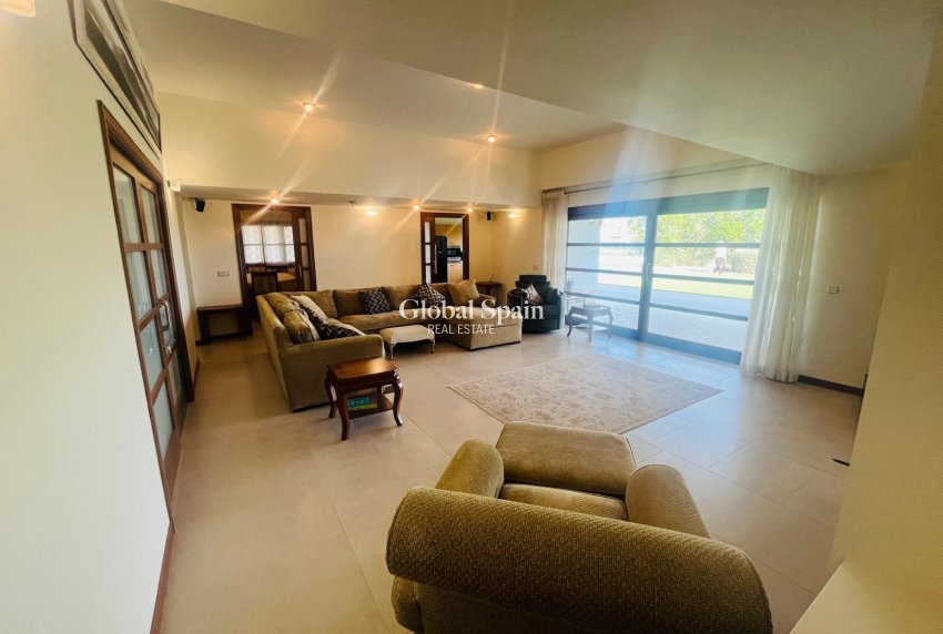 Venta - VILLA -
SUCINA - Inland