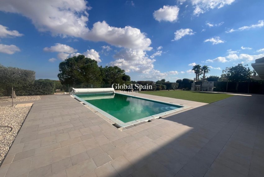 Venta - VILLA -
SUCINA - Inland