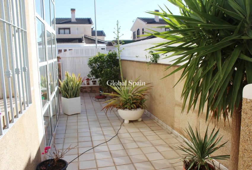 Venta - VILLA -
TORRE DE LA HORADADA - Costa Blanca